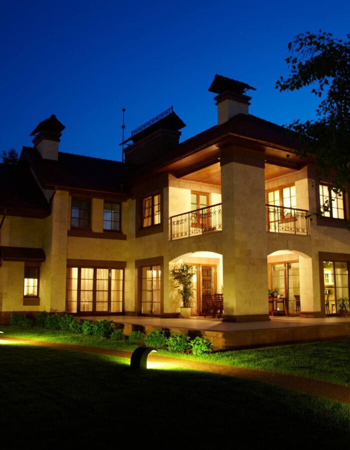 Приватний житловий будинок 550м²